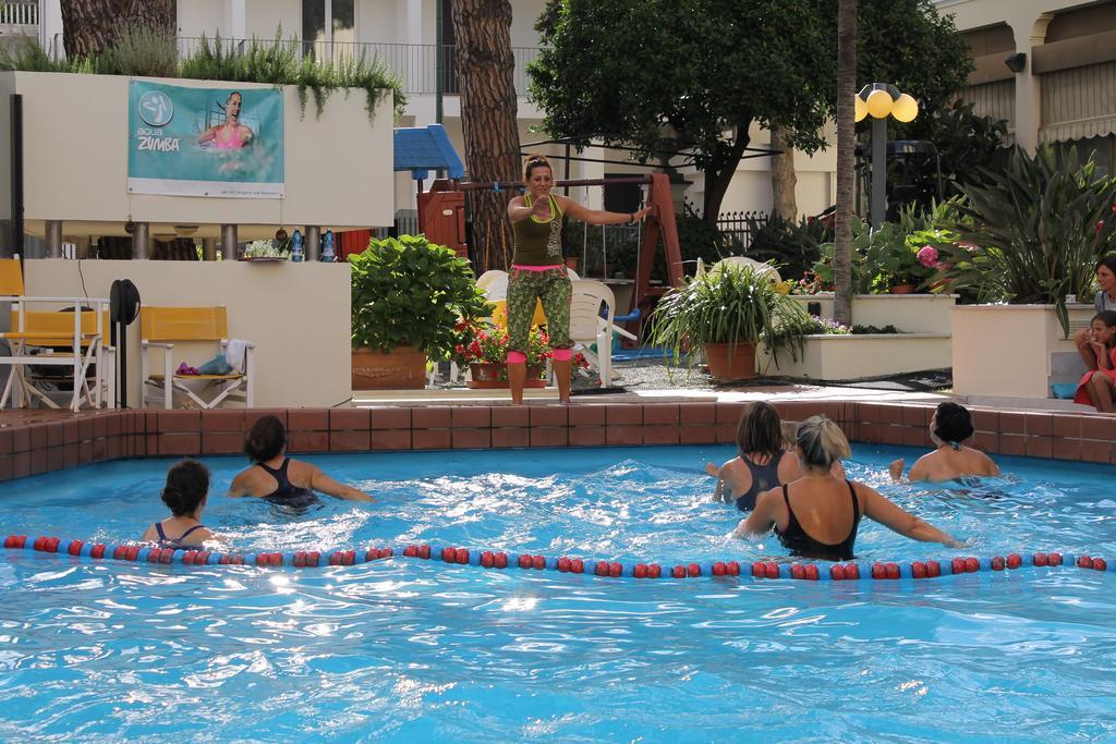 Coccodrillo Hotel & Apartments Varazze Zewnętrze zdjęcie