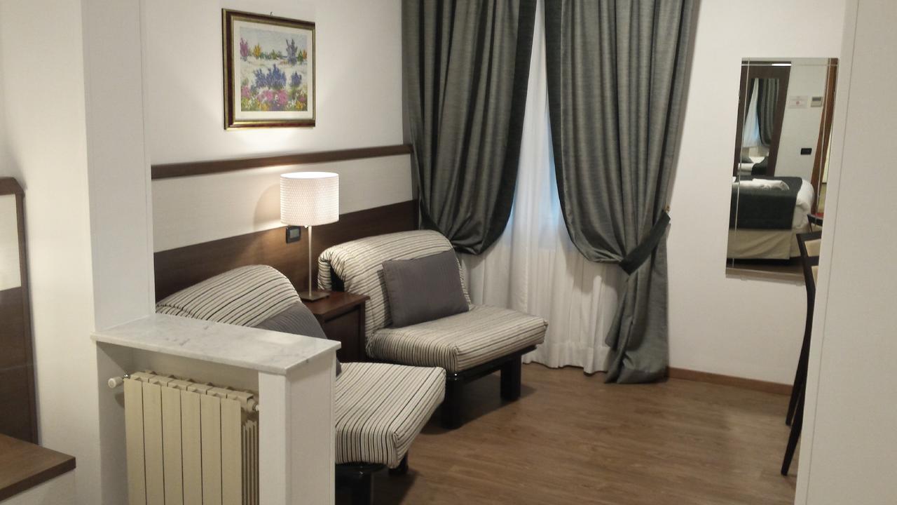 Coccodrillo Hotel & Apartments Varazze Zewnętrze zdjęcie