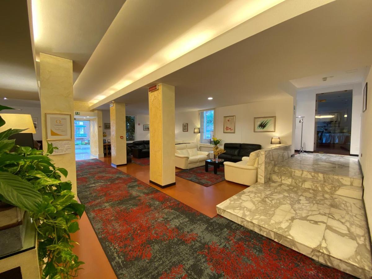 Coccodrillo Hotel & Apartments Varazze Zewnętrze zdjęcie